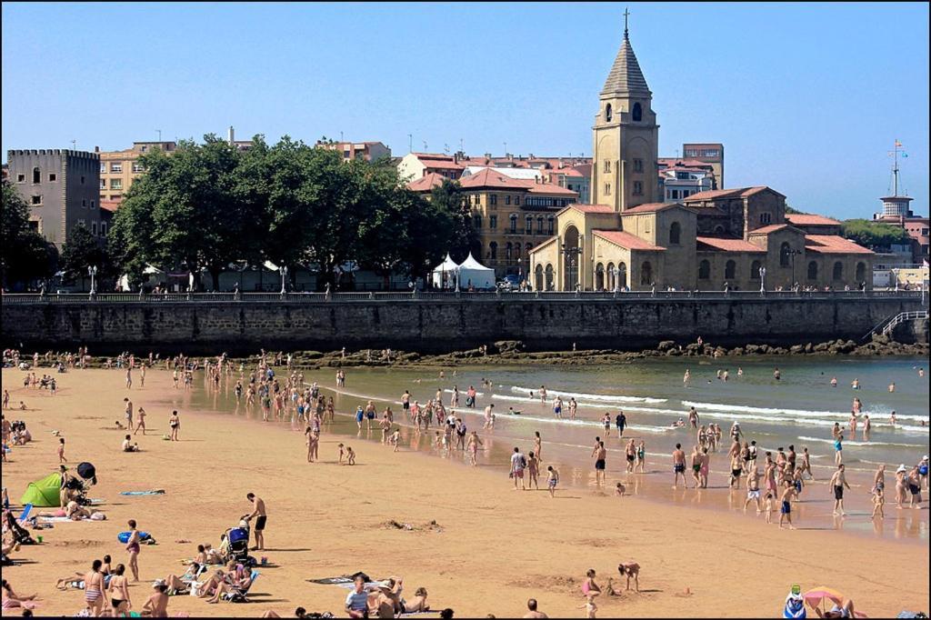 Centro Gijon Cabrales 31 Apartment Luaran gambar