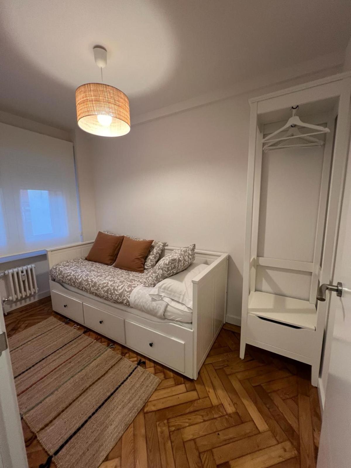 Centro Gijon Cabrales 31 Apartment Luaran gambar